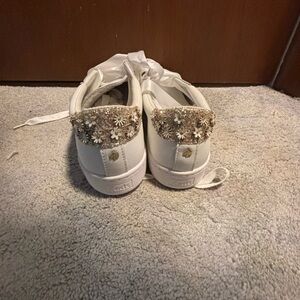Kids x Kate Spade: White and Gold Embellished Shoes